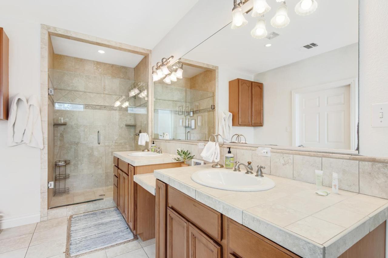 فيلا Cliff Side Oasis Spicewood المظهر الخارجي الصورة
